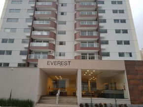 Everest Flat Service